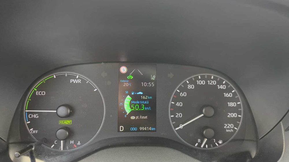 Toyota Yaris Hybrid  an 2021