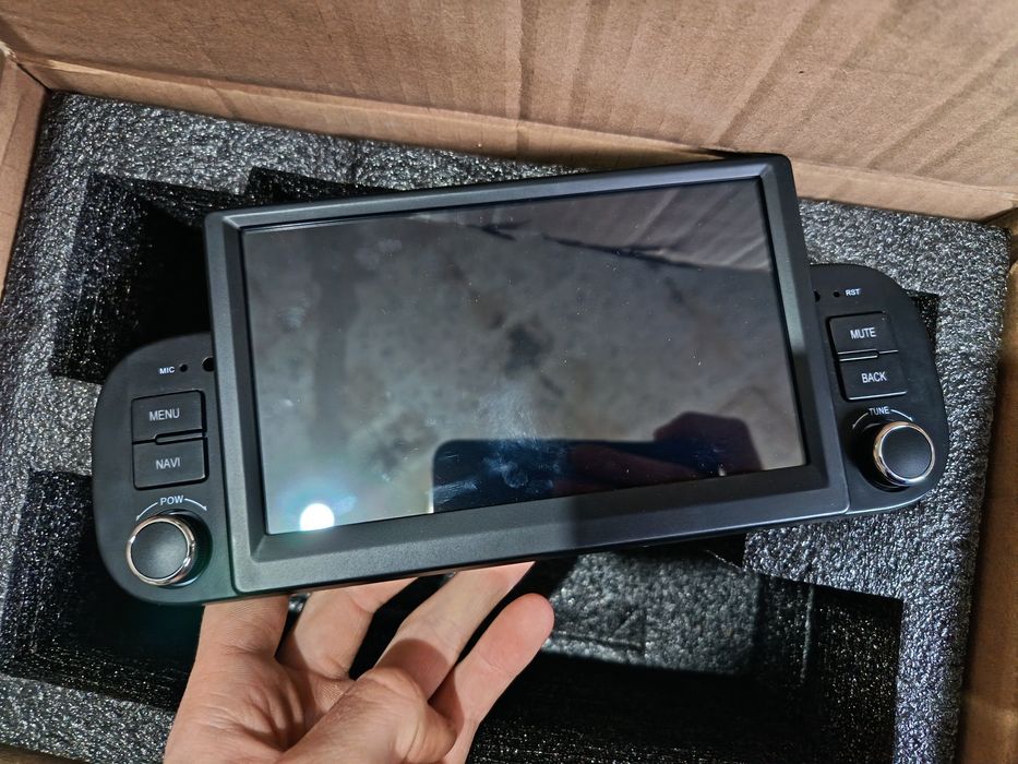 Sistem multimedia Casetofon,Carplay