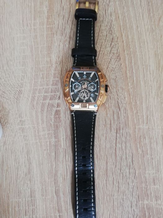 Луксозен дизайнерски часовник Ralph Cristian