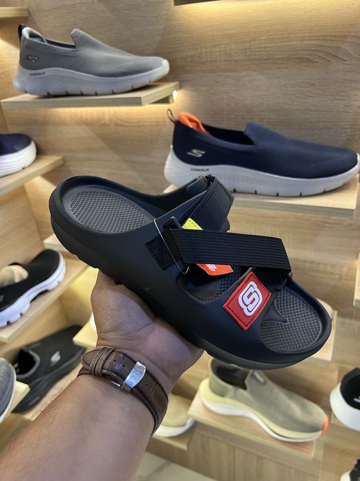 скечерс зор тапочкаларидан келди