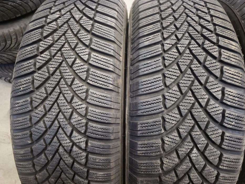 4 anvelope iarna Bridgestone 215 65 17 stare foarte buna