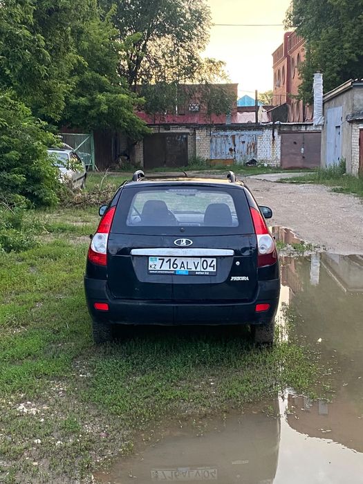 Продам приору универсал срочно