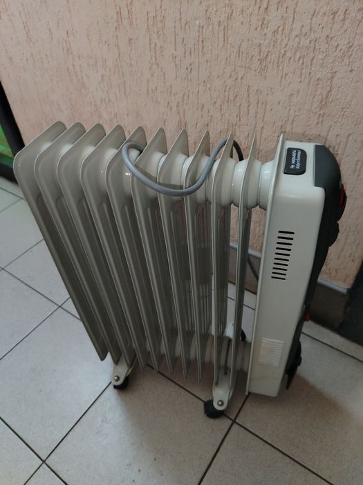 Продам масляный обогреватель