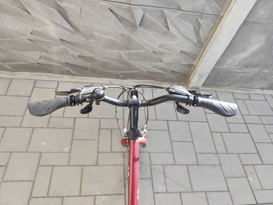 Vand bicicleta, roti de 26, 18 viteze.