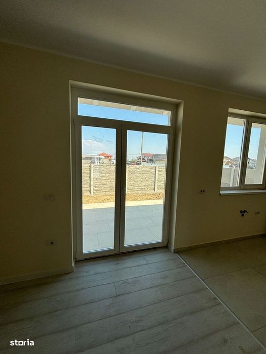 Duplex pe parter de vanzare, in Bucovat