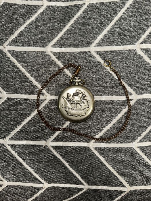 Часы Молния карманные