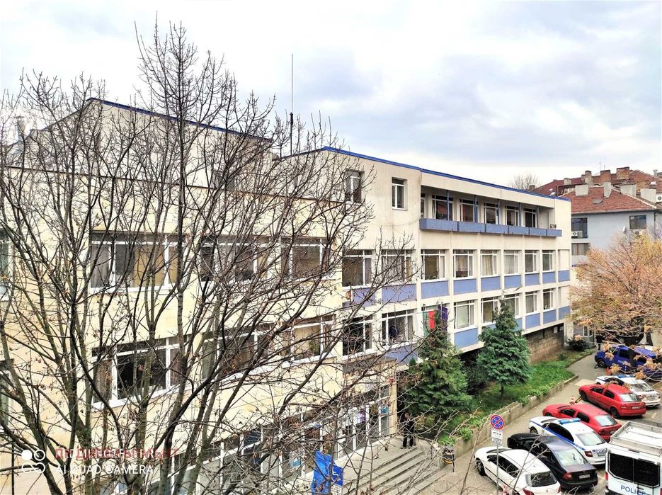 Дава се под наем Тристаен апартамент в София, Докторски паметник - 101 кв.м за 765 € - Снимка #16