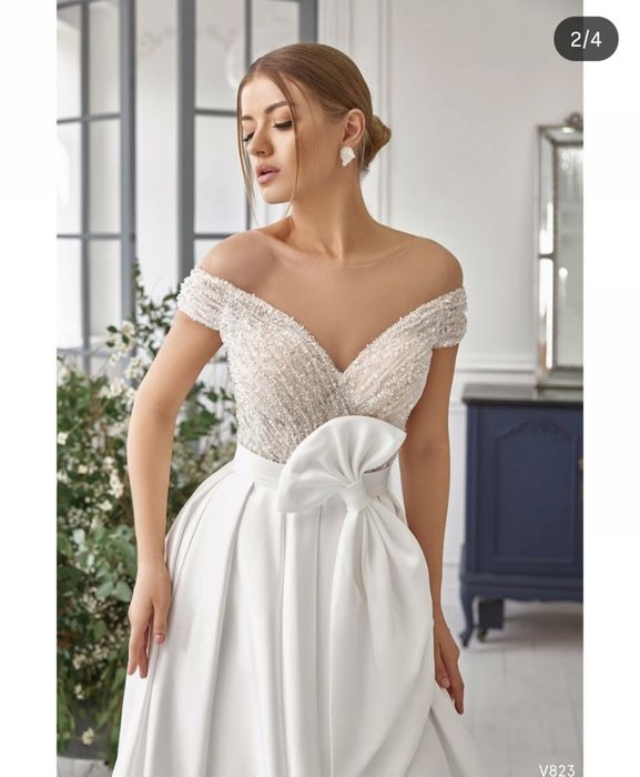 ROCHIE MIREASA mărimea S , M