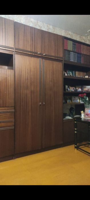 Продам стенку б/у 3.5*2  состояние хорошее,самовывоз