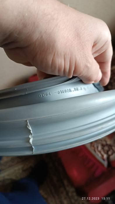 Продам резиновую манжету люка иллюминатора ст.маш Сотаман.