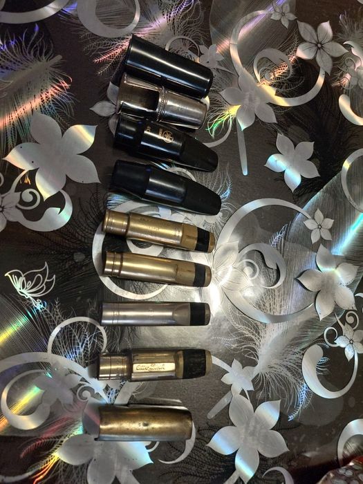 Продавам музикални инструменти