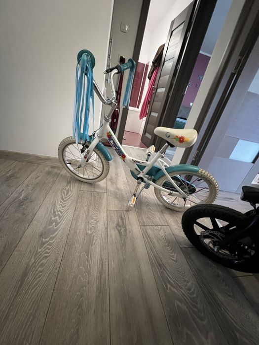 Bicicleta copii, cu roti pe 16
