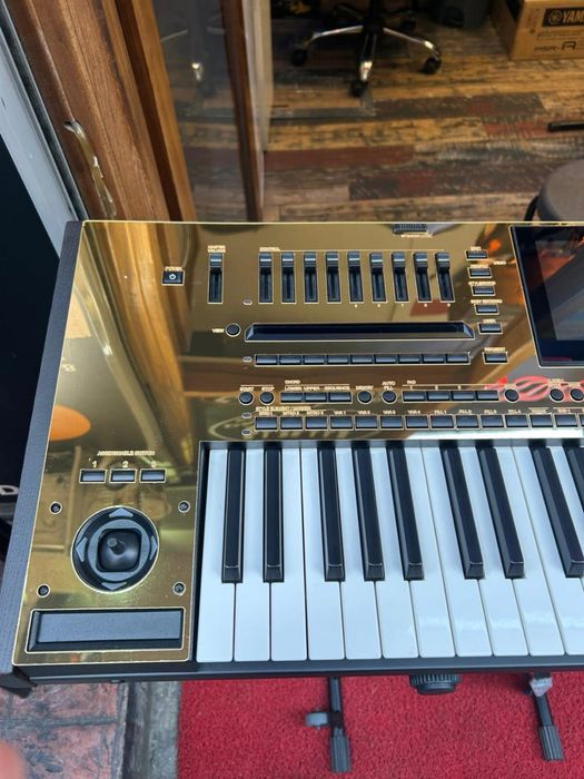 Folie sticla Korg Pa 5X si alte modele
