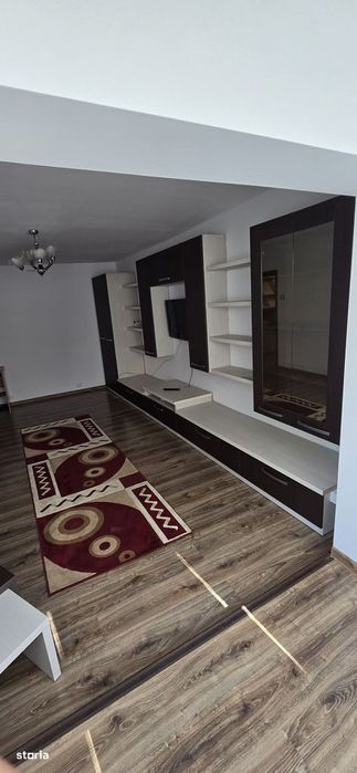 Închiriez 3 camere, Decomandate ,Călugăreni,Et. 1 65 mp