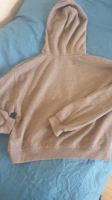 Страхотна блуза ZARA с качулка за момичета 13-14 г.Нова с етикет.