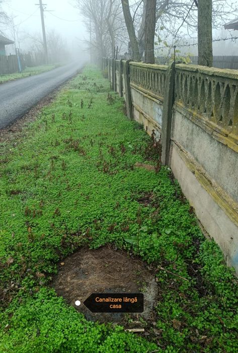 Vând Casa bătrânesca