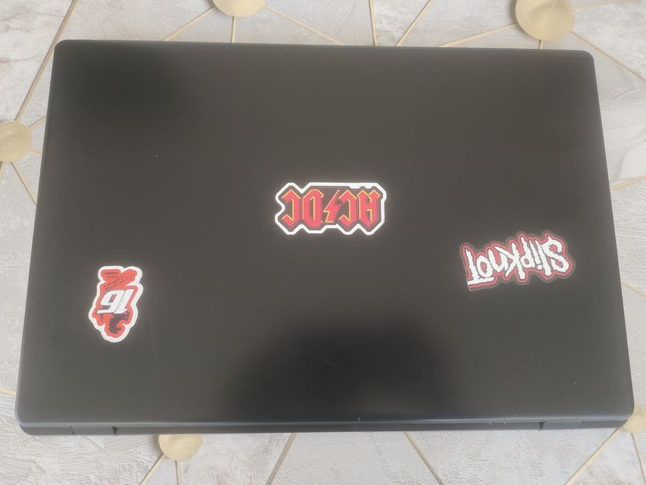 Мощный игровой ноутбук Acer Aspire 3 в отличном состоянии