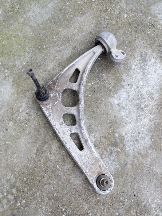 Бмв е46 318и  на части