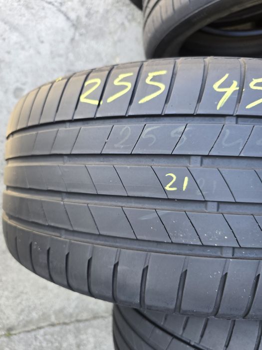 Anvelope vara 255 45 18