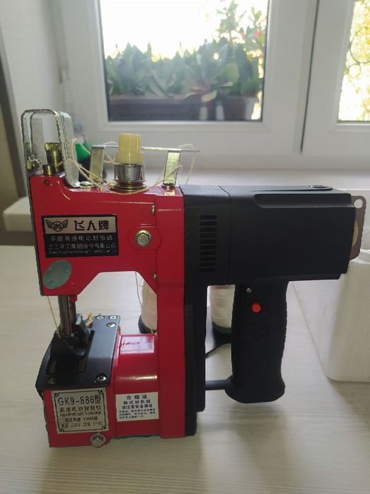 Мешкошвейная машина