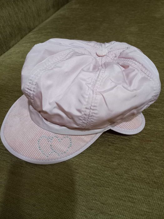 Продается новая Шапка- кепка