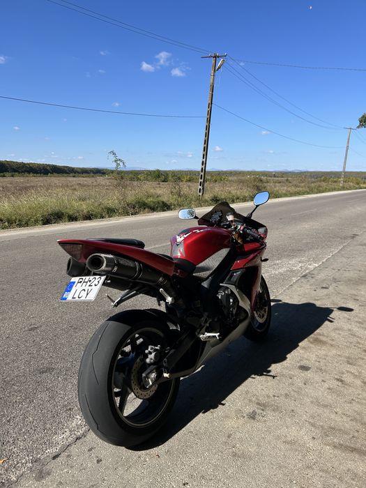 Yamaha R1/RN12 2006