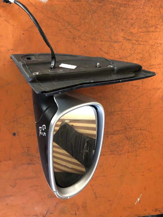 Oglinda dreapta VW Golf 5