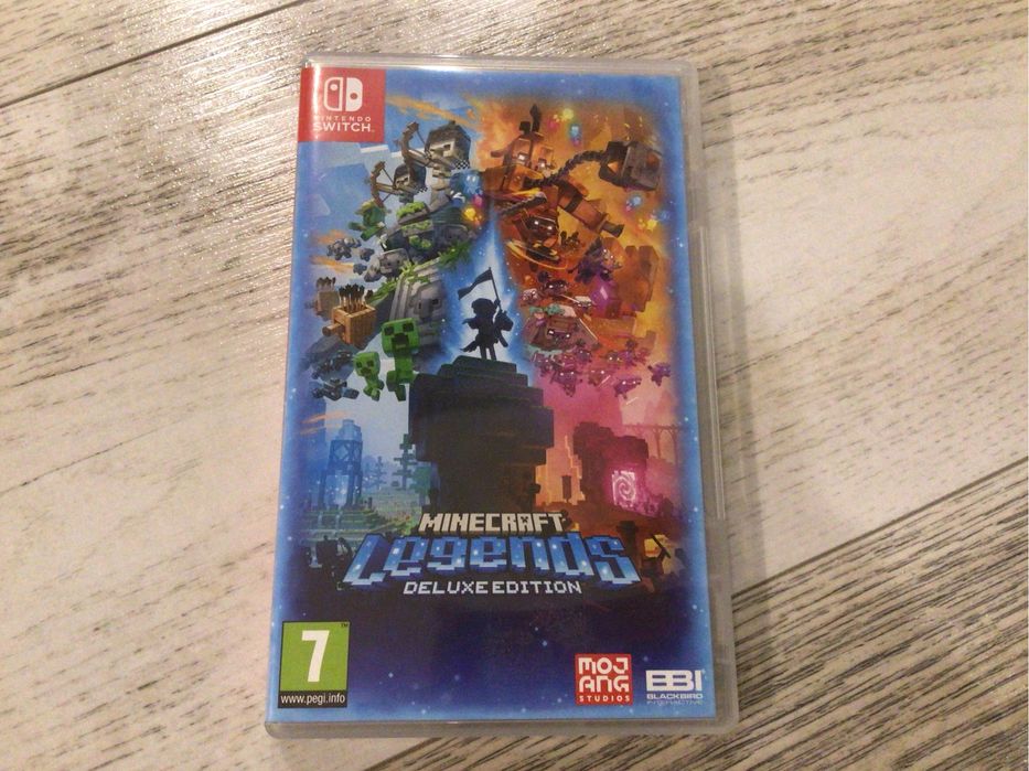 Mario Kart 8 Deluxe N.S. + Minecraft N.S. + Minecraft Legends Deluxe