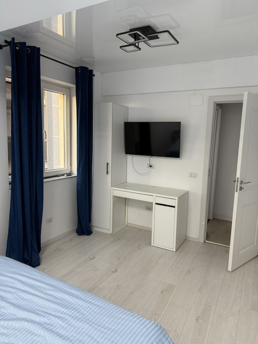 Vand sau Schimb cu Auto/Apartament 2 camere Navodari cu loc de parcare