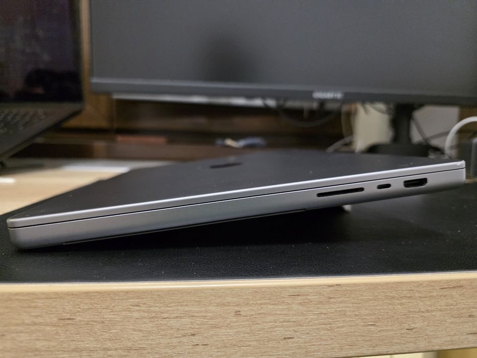 MacBook Pro 16" | M1 Pro | 32GB RAM | 512GB SSD | Stare impecabilă