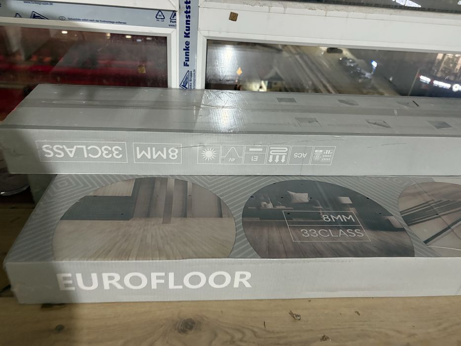 Продам новый ламинат