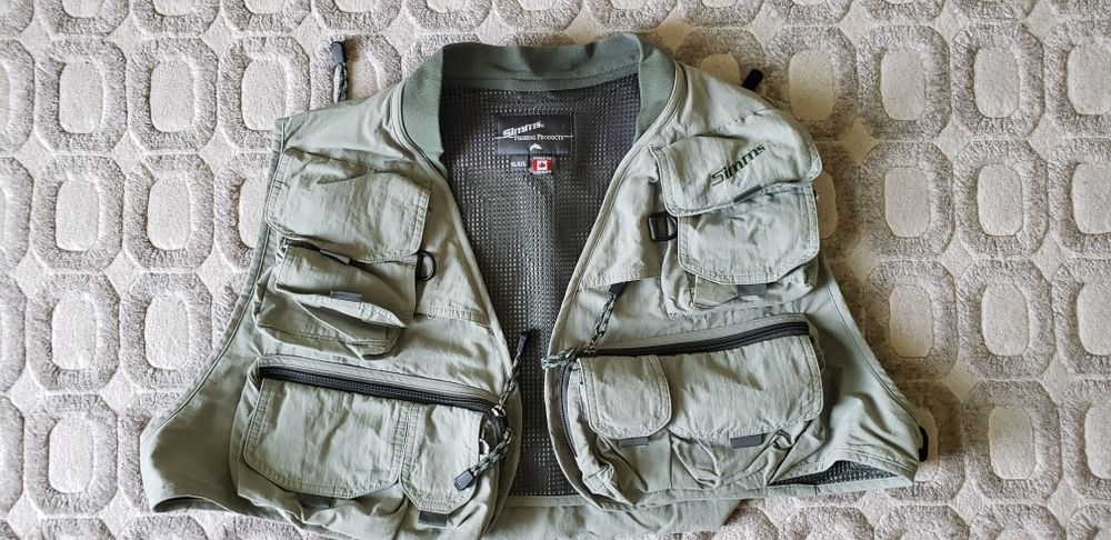 Продавам Елек Simms XXL