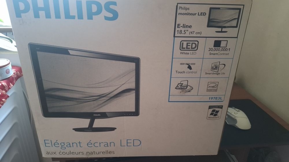 LED монитор Philips