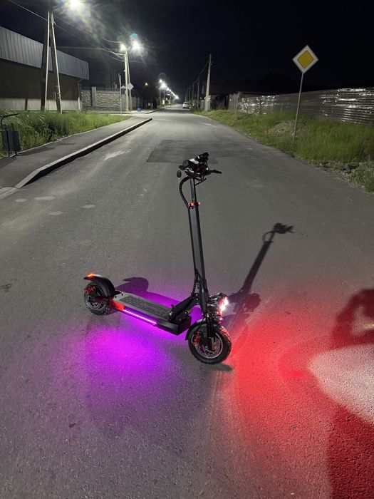 Электросамокат скутер