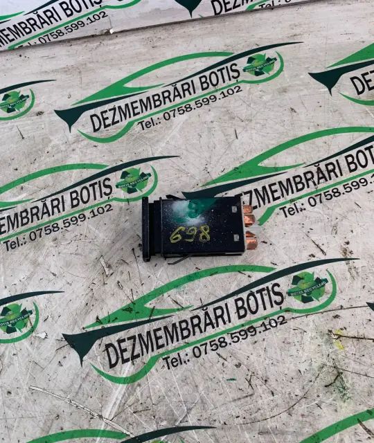 Buton avarie Volkswagen VW Bora 2000 1.6 16V MT (105 hp)