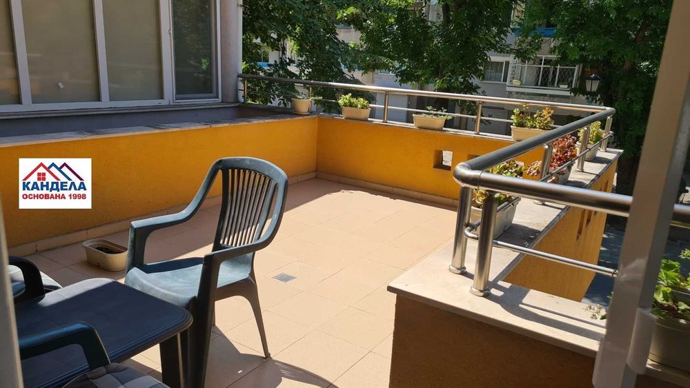 Продава се Двустаен апартамент в Пловдив, Център - 83 кв.м за 1723 €/кв.м - Снимка #11