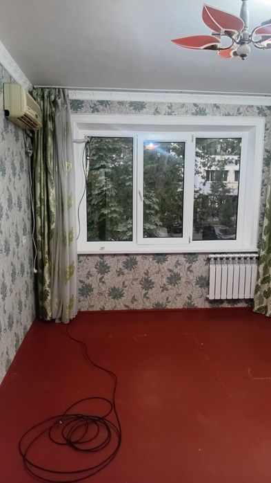 Продается 2 комнатная квартира с 6  метровой верандой