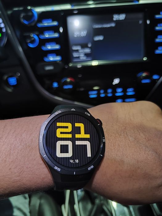Продам смарт часы Huawei GT 5 Pro