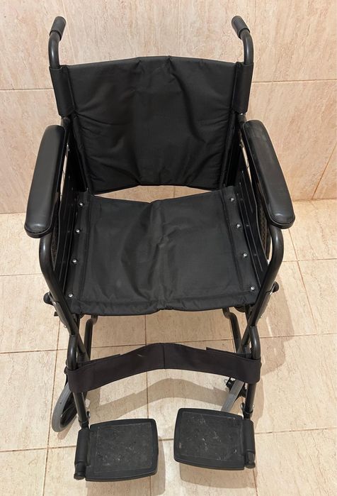 Инвалидный коляска