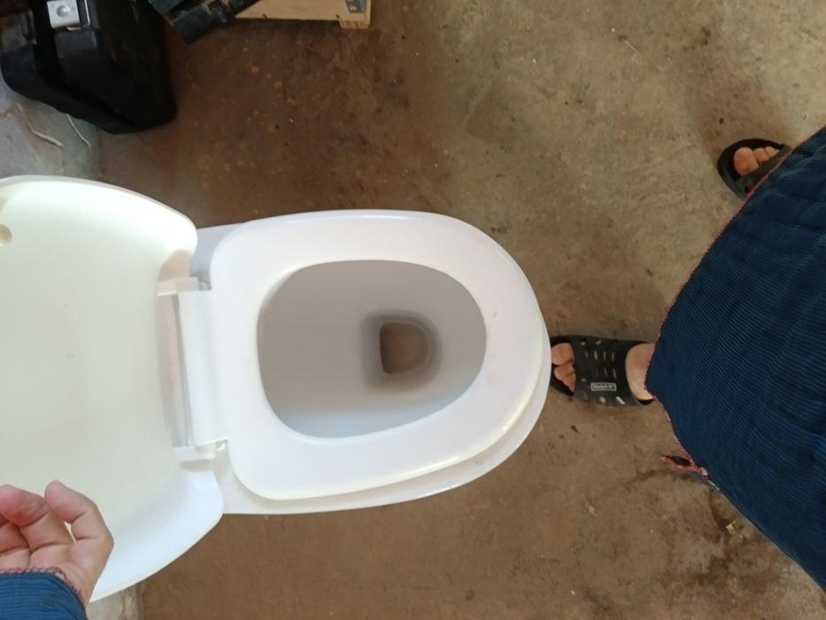 Унитаз дебора  кам ишлаган