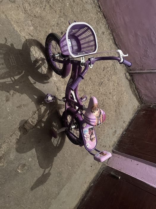 Қыздарға велосипед сатылад.