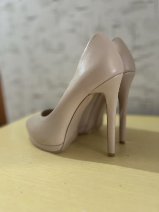 Туфли в отличном состояний