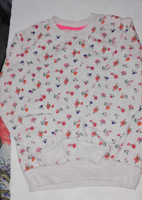 Детски блузки и панталонче