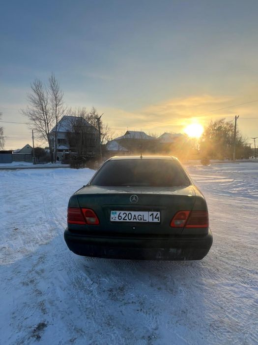 мерседес кузов 210  2.8