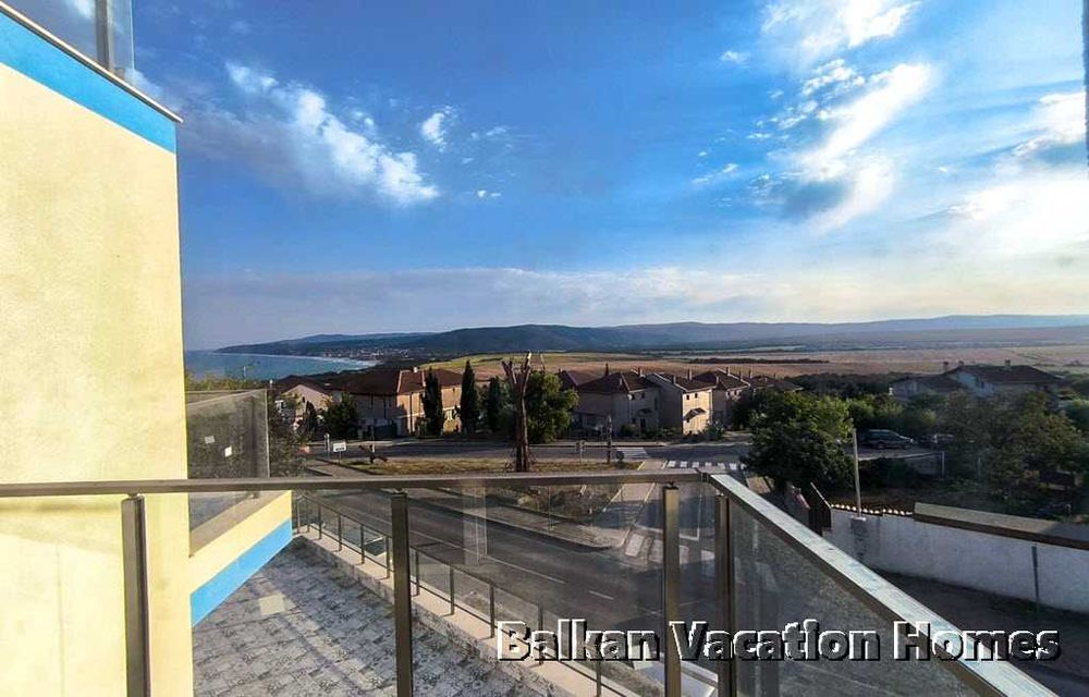 Двустаен апартамент в новопостроена сграда близо до плажа в Бяла