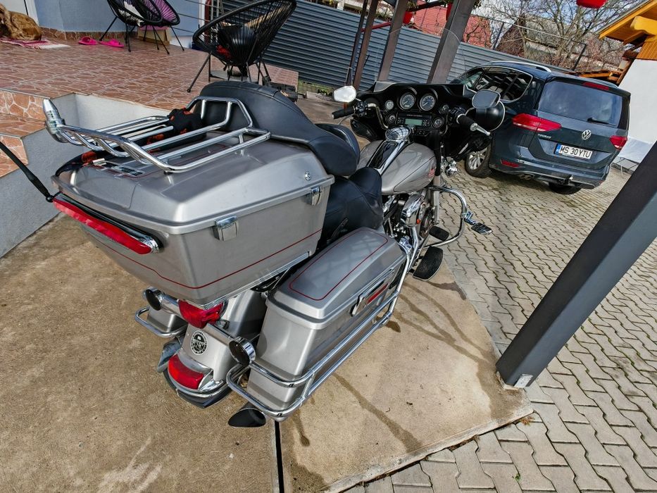 Harley Davidson Electra Glide FLHTC