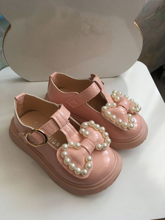 Детски обувки с панделка