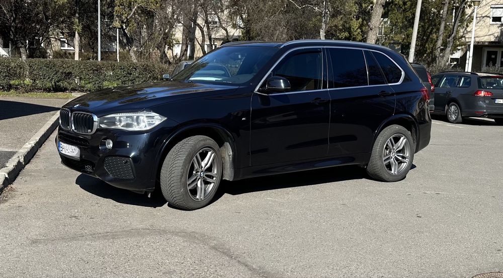 BMW X5 F15  X drive 7 locuri euro 6 NECESITA SCHIMB DISTRIBUTIE