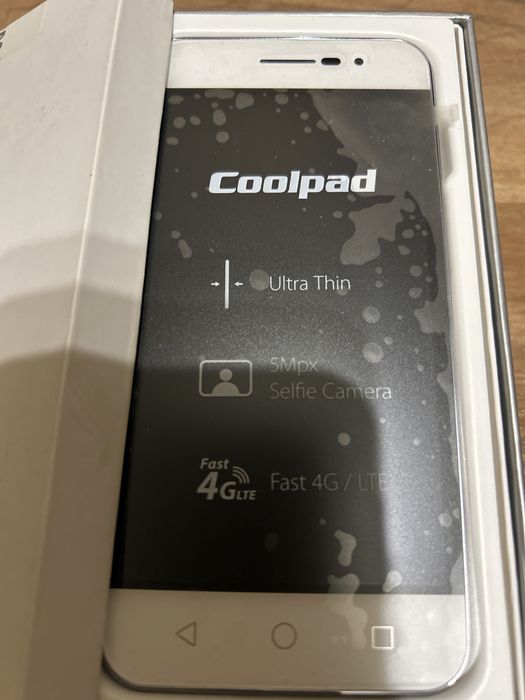 Нов мобилен телефон Coolpad Porto Е560, бял