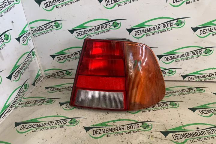 Lampa / Tripla stop dreapta pe aripa Volkswagen VW Polo 2001